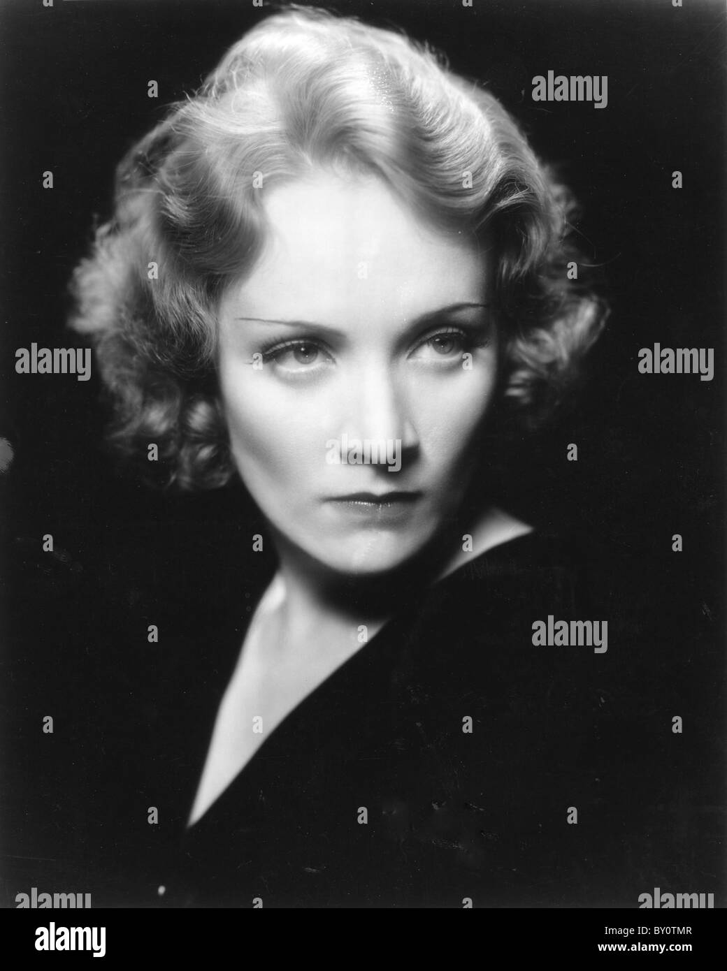 MARLENE DIETRICH (1901-1992) tedesco-nato attrice cinematografica circa 1930 Foto Stock