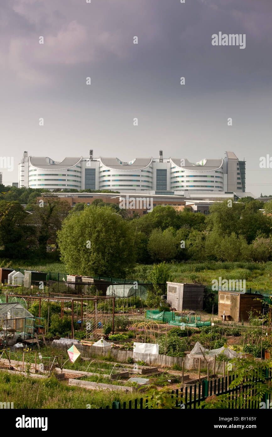 La Queen Elizabeth Hospital, Selly Oak, Birmingham. Aperto nell'estate 2010. Foto Stock