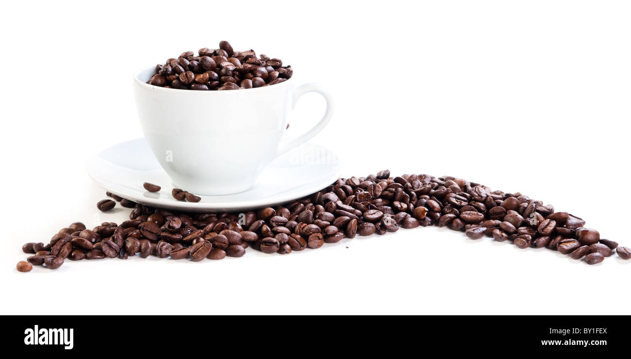 Coppa piena di chicchi di caffè Foto Stock