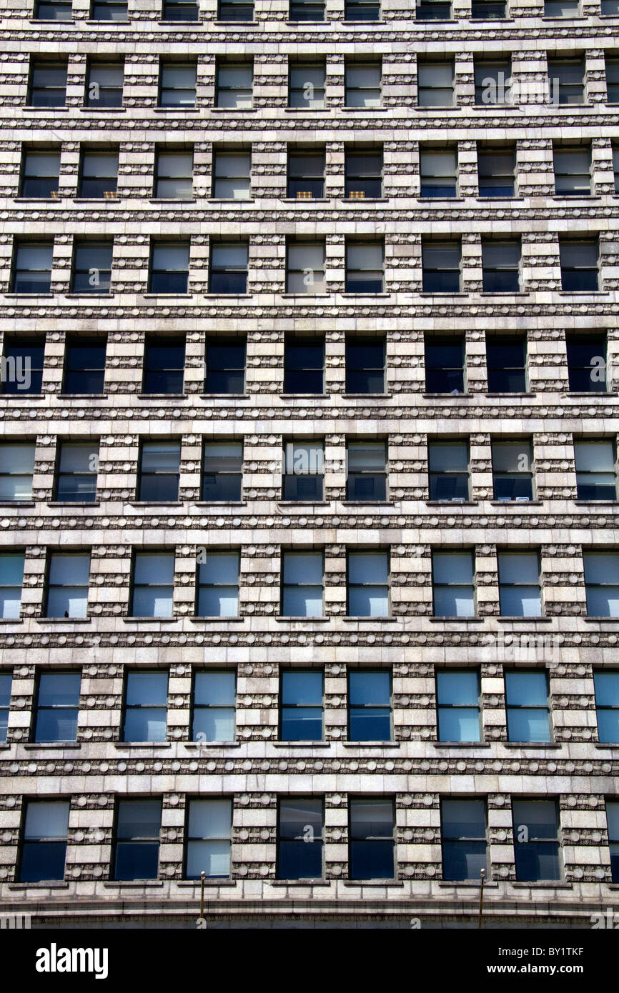 Facciata di edificio su Michigan Avenue a Chicago, Illinois, Stati Uniti d'America. Foto Stock