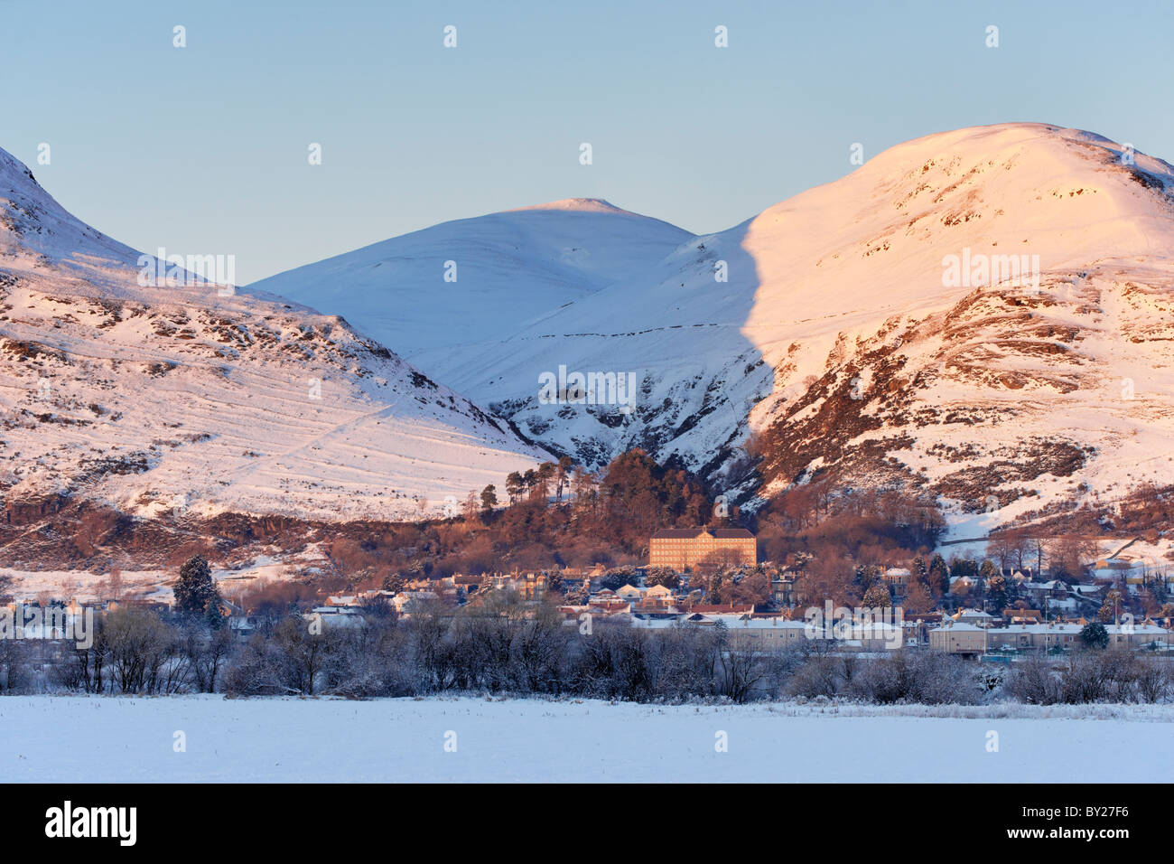 Alva ai piedi dell'Ochil Hills, Clackmannanshire, Scotland, Regno Unito. Foto Stock