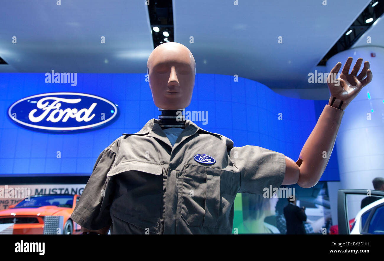 Detroit, Michigan - una Ford crash manichino di prova sul display al North American International Auto Show. Foto Stock