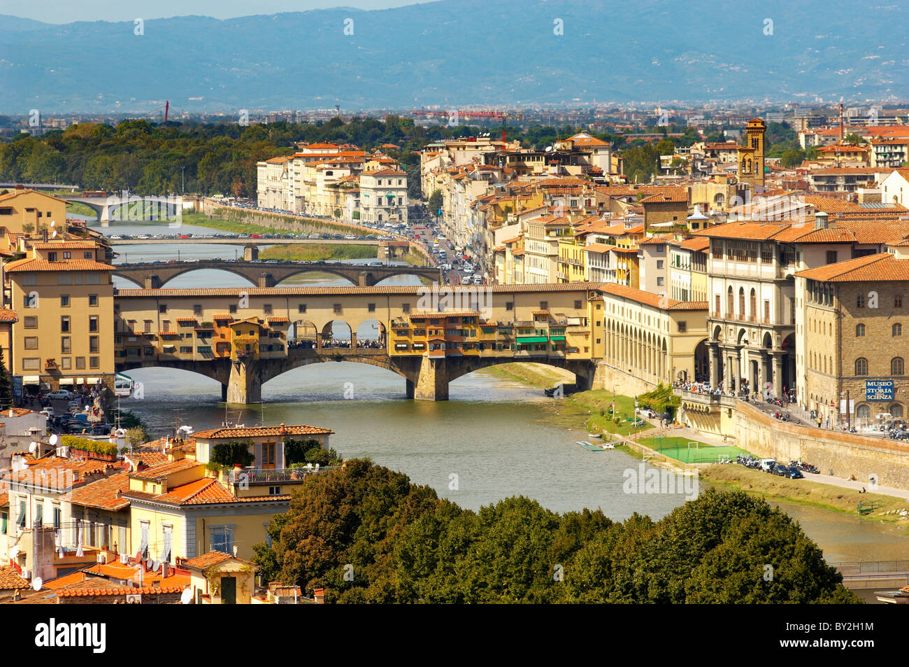 Vista panoramica del Ponte Vecchio - Firenze Italia. Foto Stock