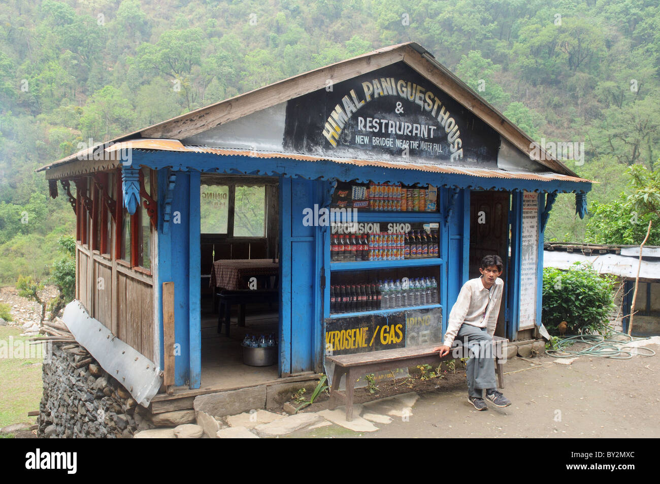 Una guest house il santuario di Annapurna trek in Nepal Foto Stock