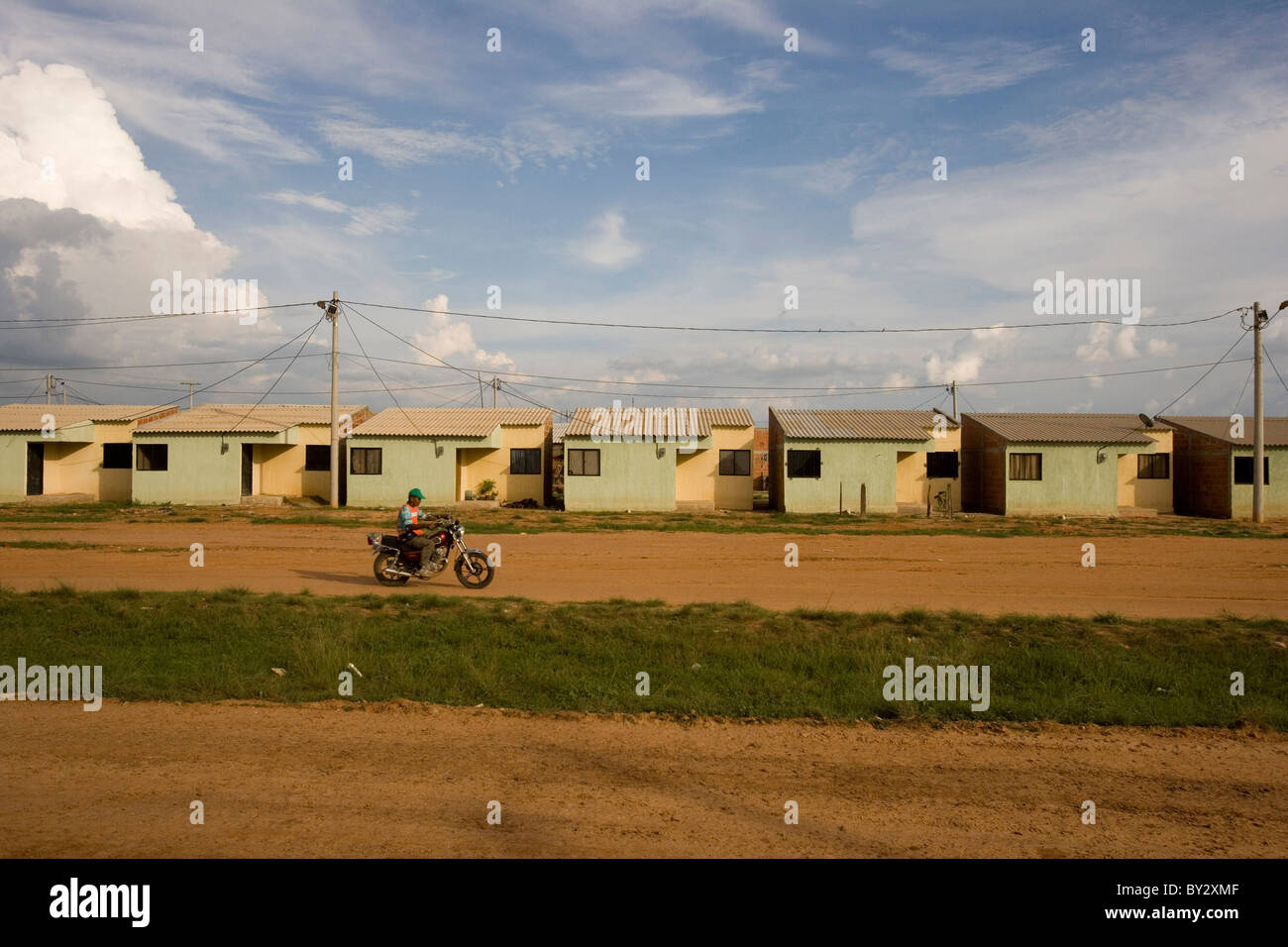 Colombia il villaggio di La Loma accanto alla miniera di Drummond in La Guajira regione della Colombia è la patria di molti dei lavoratori delle miniere Foto Stock