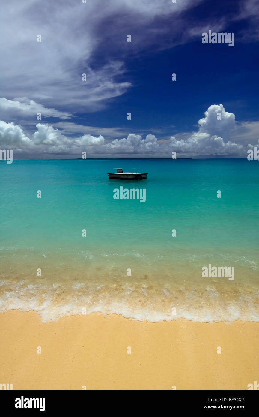 Piattaforma di immersioni in direzione Isola, Cocos Keeling laguna, Oceano Indiano. N. PR Foto Stock