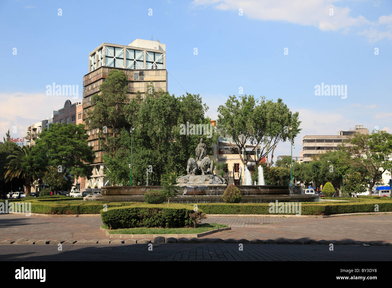 Madrid Plaza, Colonia Roma, quartiere alla moda, Città del Messico, Messico, America del Nord Foto Stock