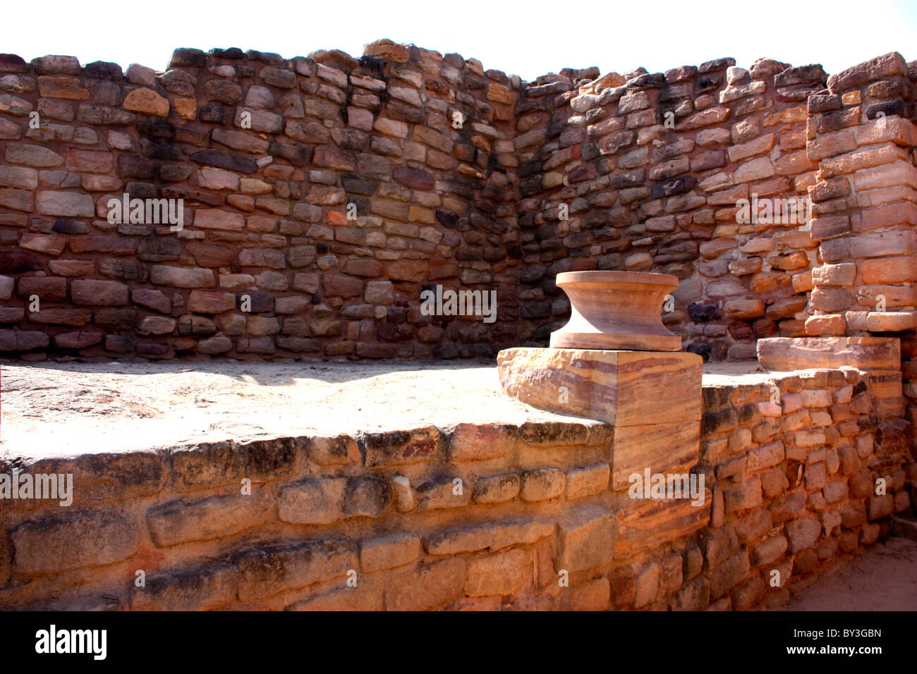 Resti di civiltà Harppan presso il sito di scavo di Dholavira, Gujarati, India Foto Stock