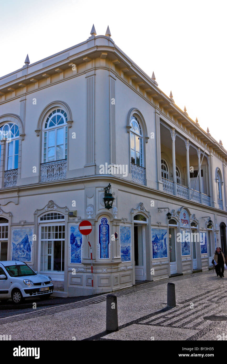 Casa con pannelli di azulejos, piastrelle blu, a Funchal, Madeira Foto Stock