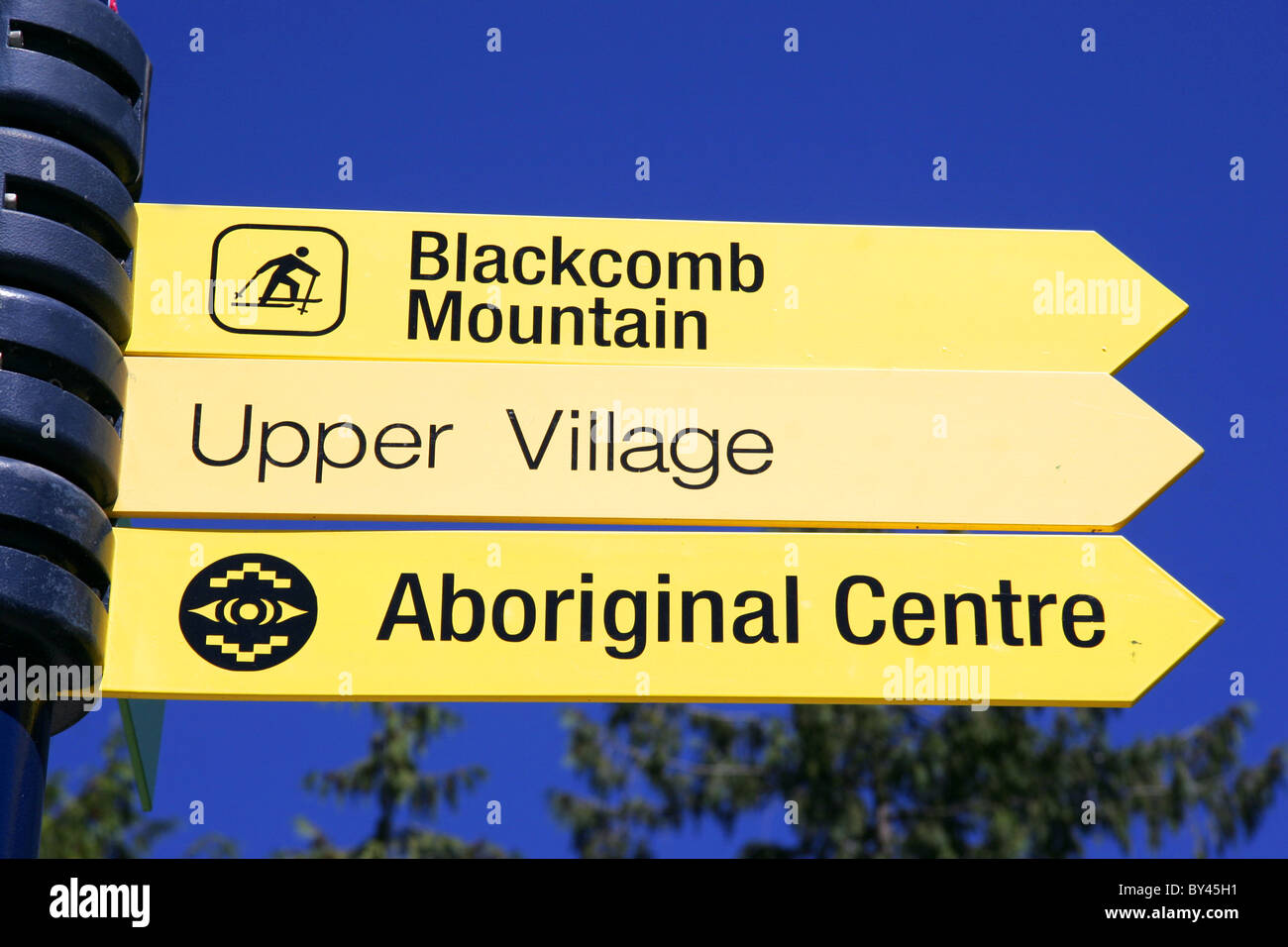 Segno di Monte Blackcomb, villaggio superiore e Centro Aborigeno, Whistler, British Columbia, Canada Foto Stock