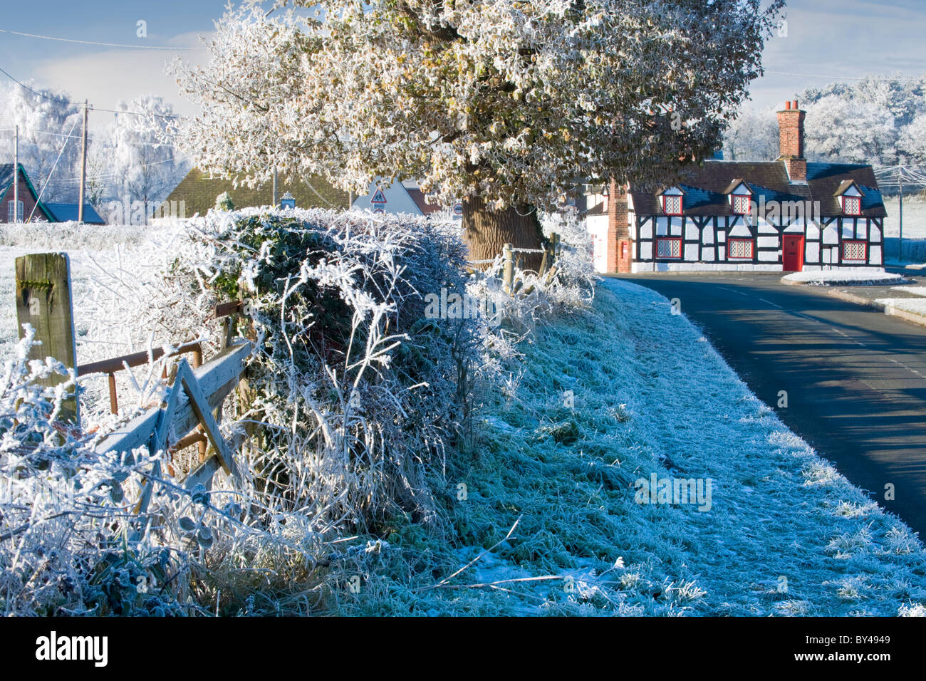 Perfetto Cheshire Cottage nel profondo dell'inverno, Beeston, Cheshire, Inghilterra, Regno Unito Foto Stock