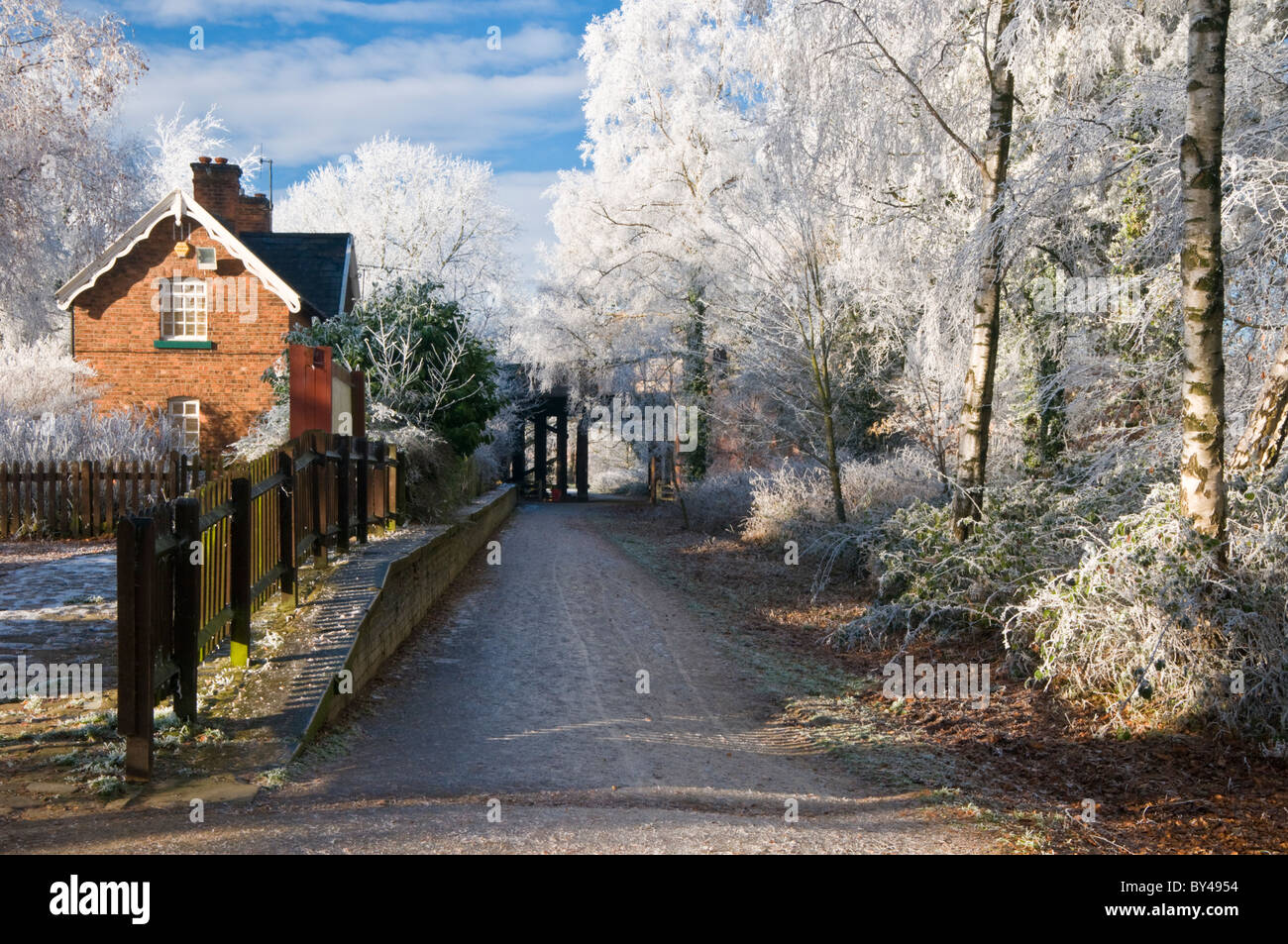 L'ex Whitegate e della stazione di Whitegate Modo in inverno, Whitegate, Cheshire, Inghilterra, Regno Unito Foto Stock