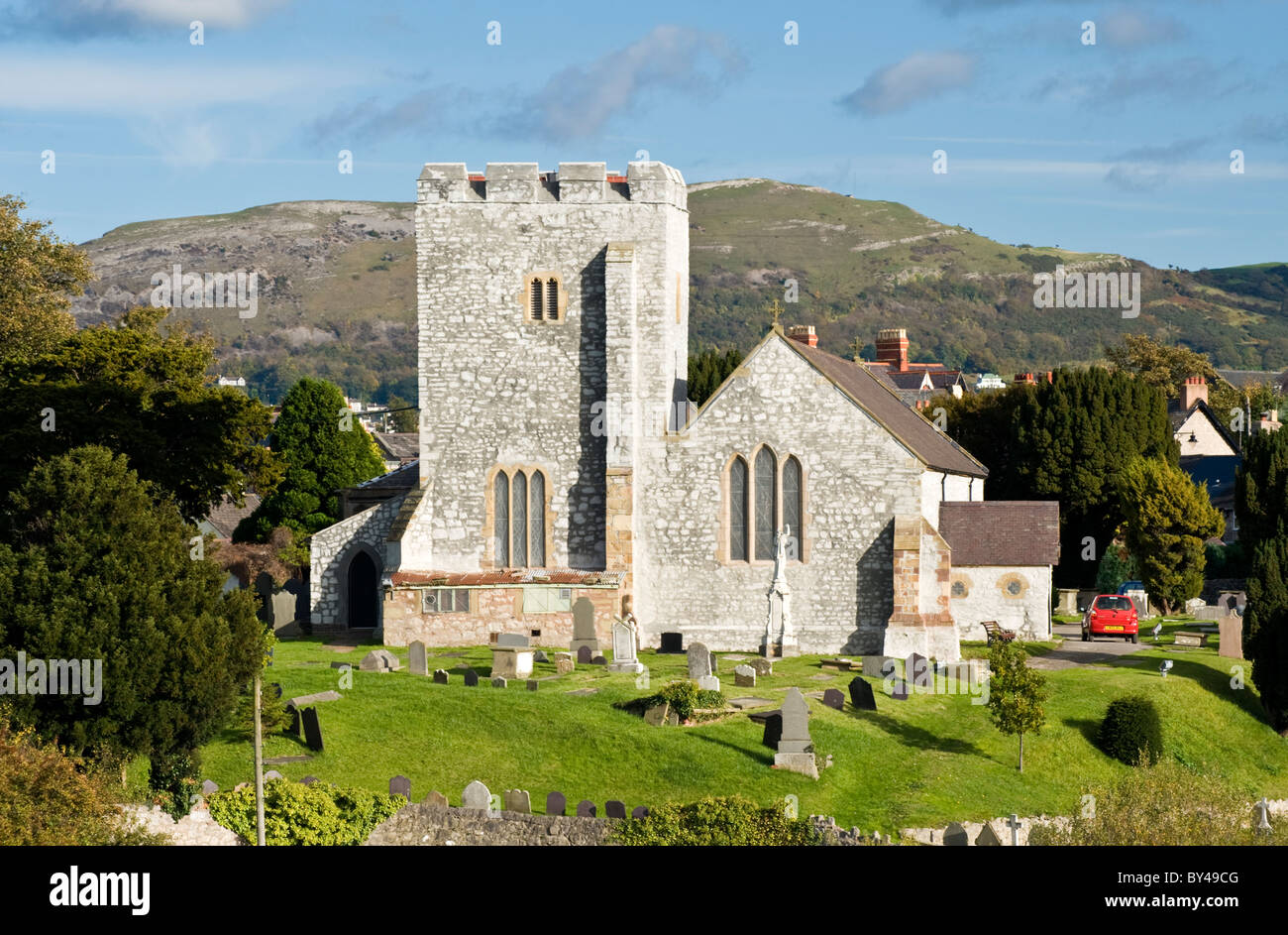 Santa Maria la Chiesa Parrocchiale, Rhuddlan, Denbighshire, Galles del Nord, Regno Unito Foto Stock