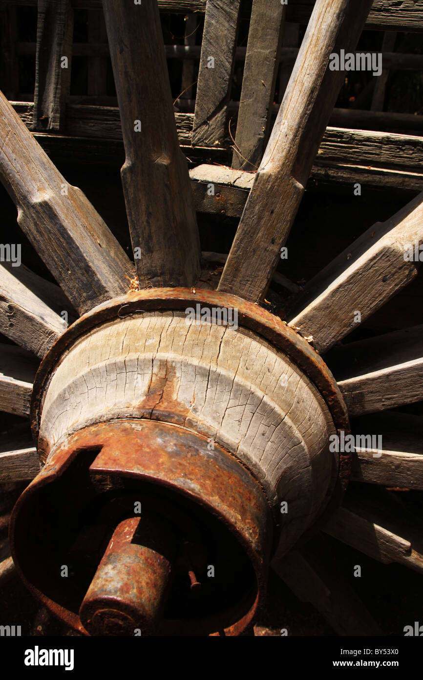 Vecchio carro in legno del mozzo della ruota Foto Stock
