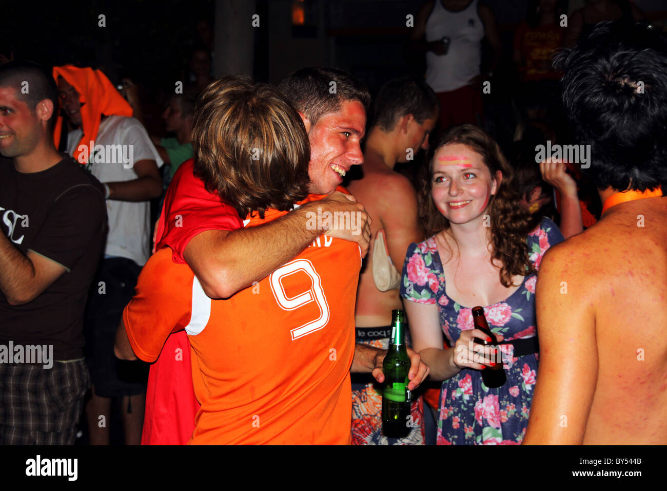 Spagnolo per gli appassionati di calcio la Spagna celebra la vittoria della Coppa del Mondo 2010 Foto Stock