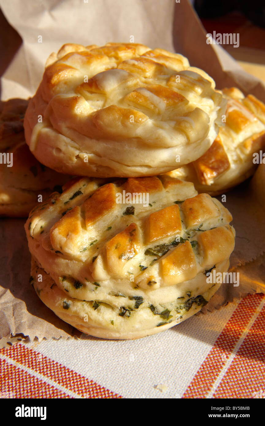 Lepeny (Lepény) o pojåcsza - ungherese di bocconcini di pane Foto Stock