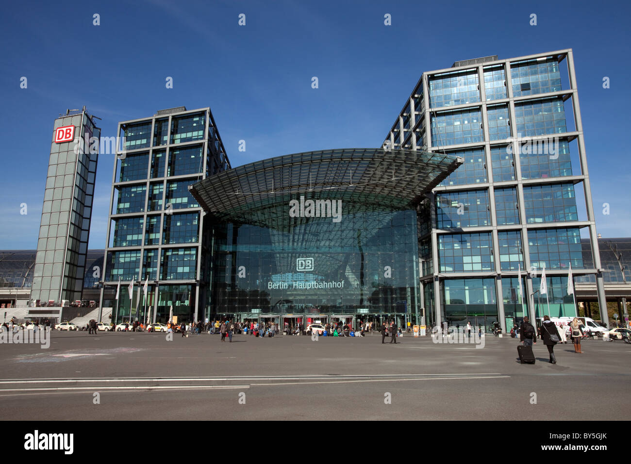 La germania,Berlino, stazione ferroviaria,alla stazione principale di Berlino (Hauptbahnhof) Foto Stock