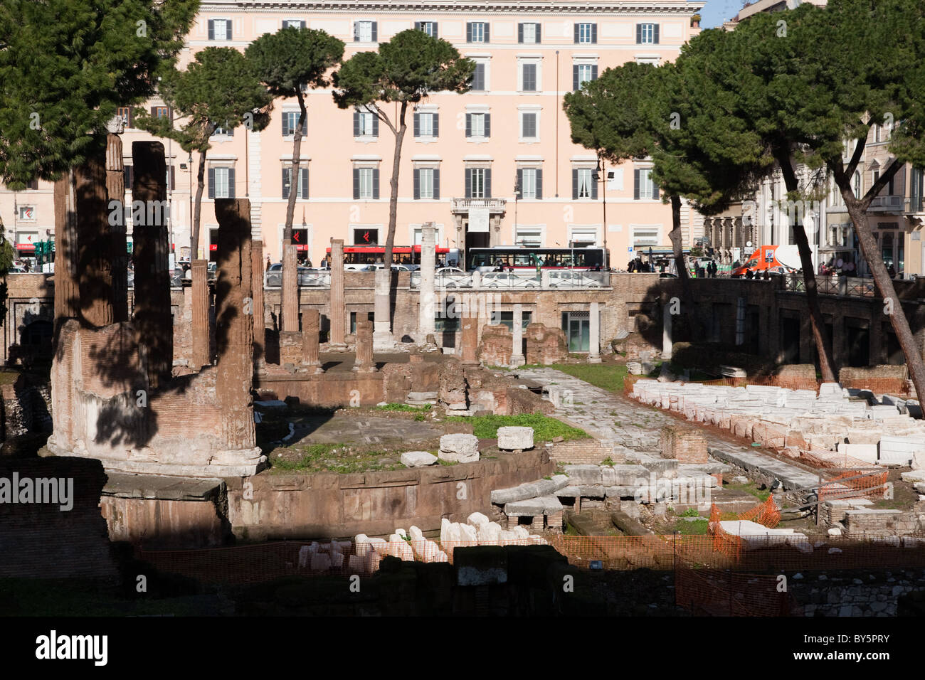 Roma Italia rovine romane in Largo di Torre Argentina Foto Stock