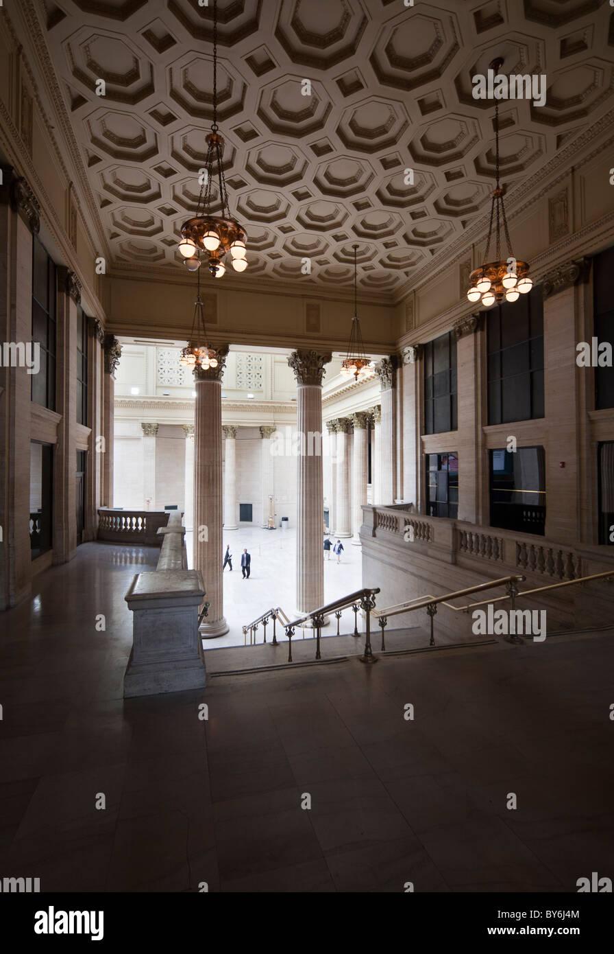 La scala alla Stazione Union, Chicago, USA Foto Stock