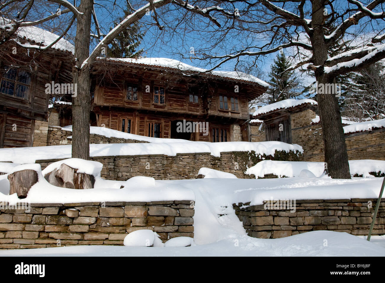 Zheravna in inverno la Bulgaria Foto Stock