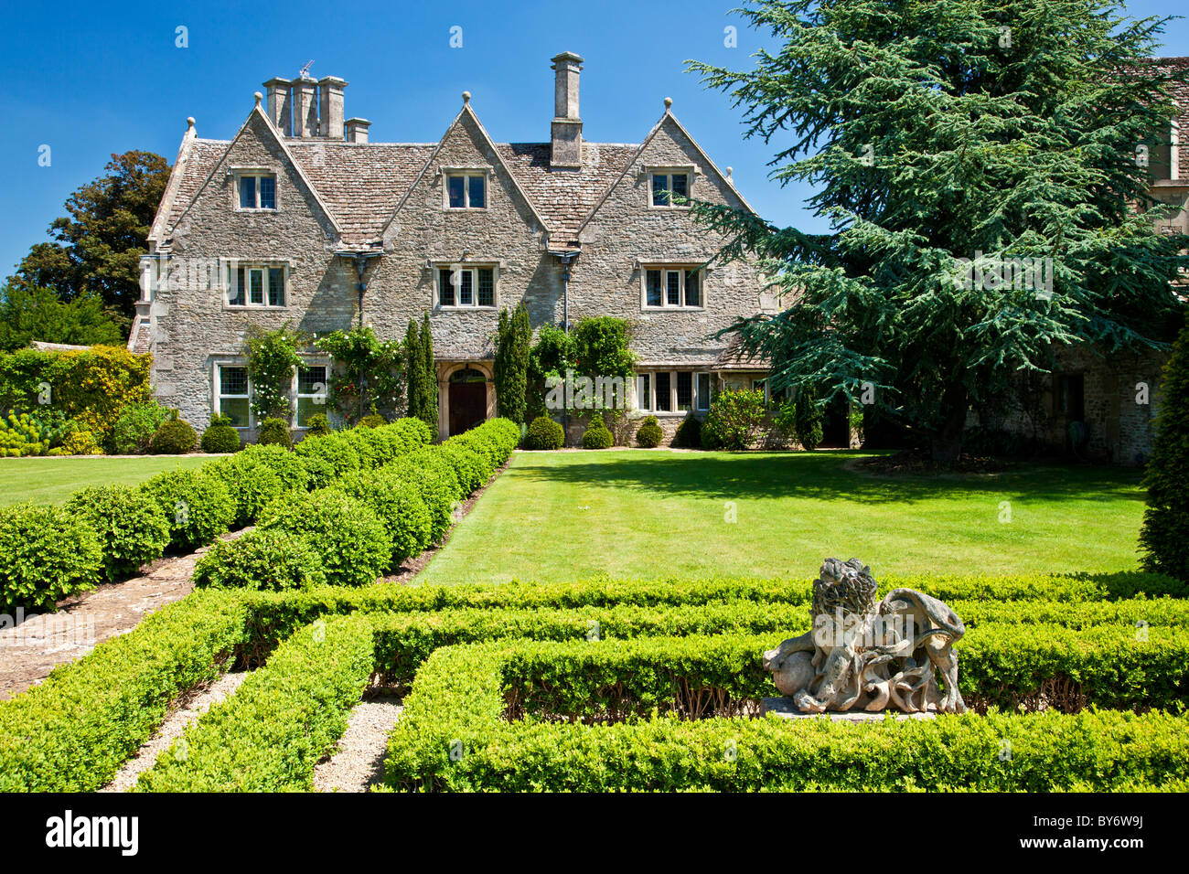 Un grand English Country Manor House in estate Foto Stock