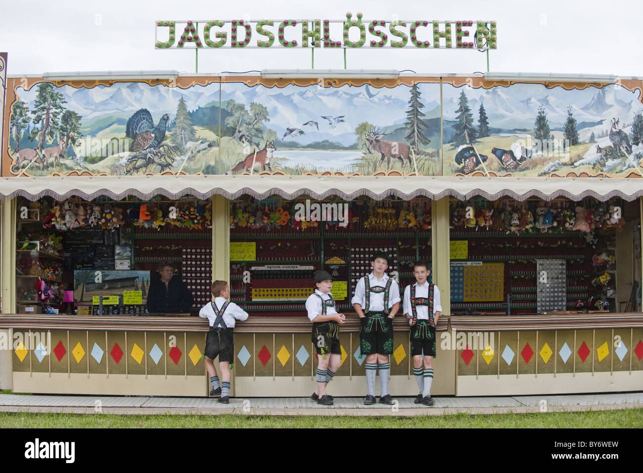 Galleria di tiro, Alpine dito Campionato di wrestling, Antdorf, Alta Baviera, Germania Foto Stock