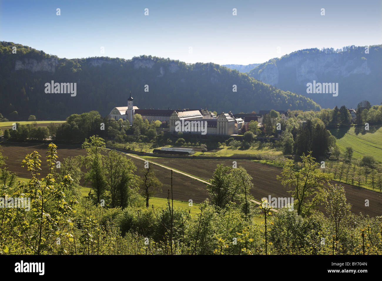 Beuron monastero, Danubio superiore natura park, il fiume Danubio, il Baden-Wuerttemberg, Germania Foto Stock