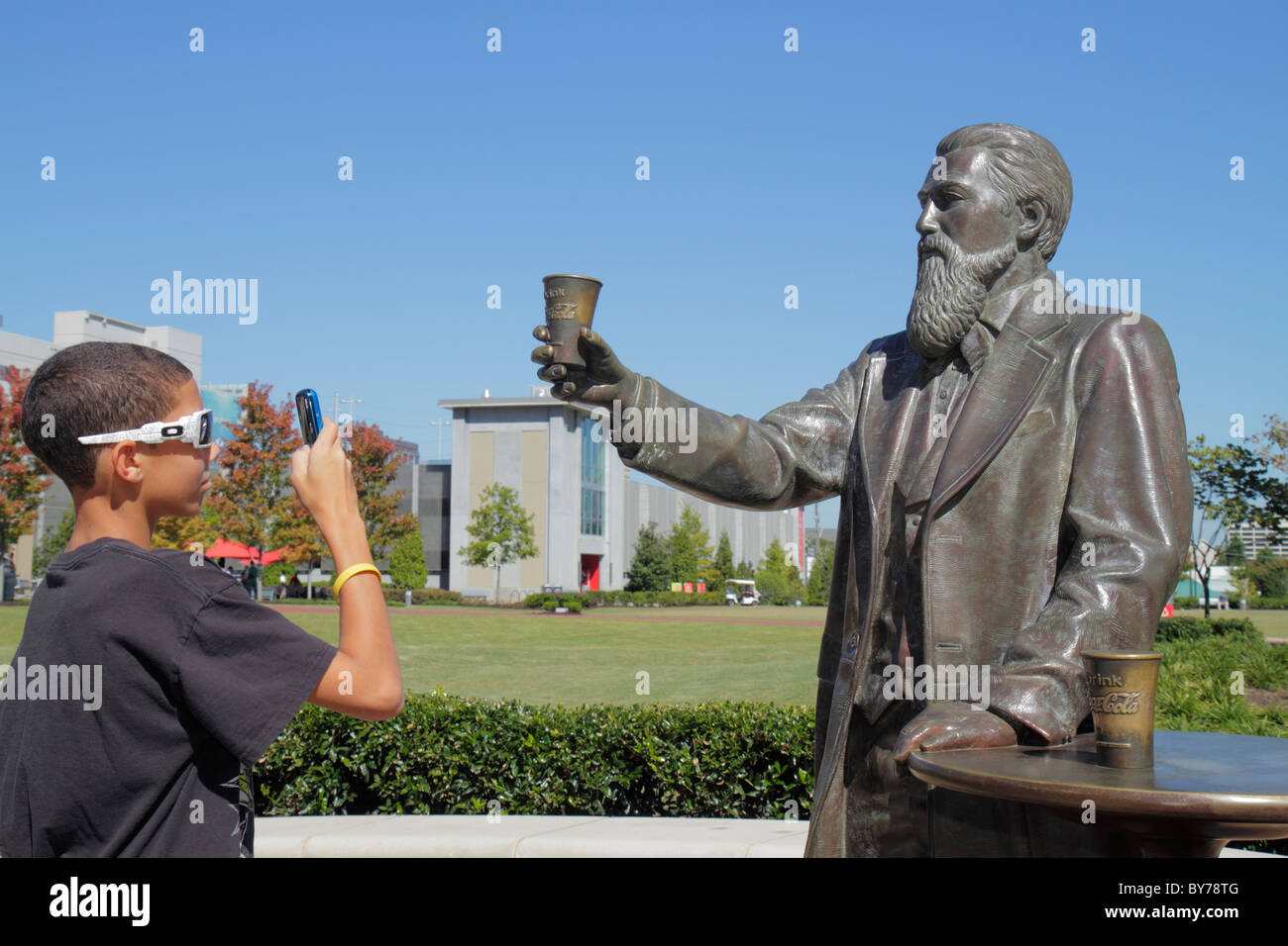 Atlanta Georgia,Downtown,Pemberton Place,World of Coca Cola,mostra collezione di bibite analcoliche drink,bevanda,bibite,cola,icona,John Pemberton,inv Foto Stock