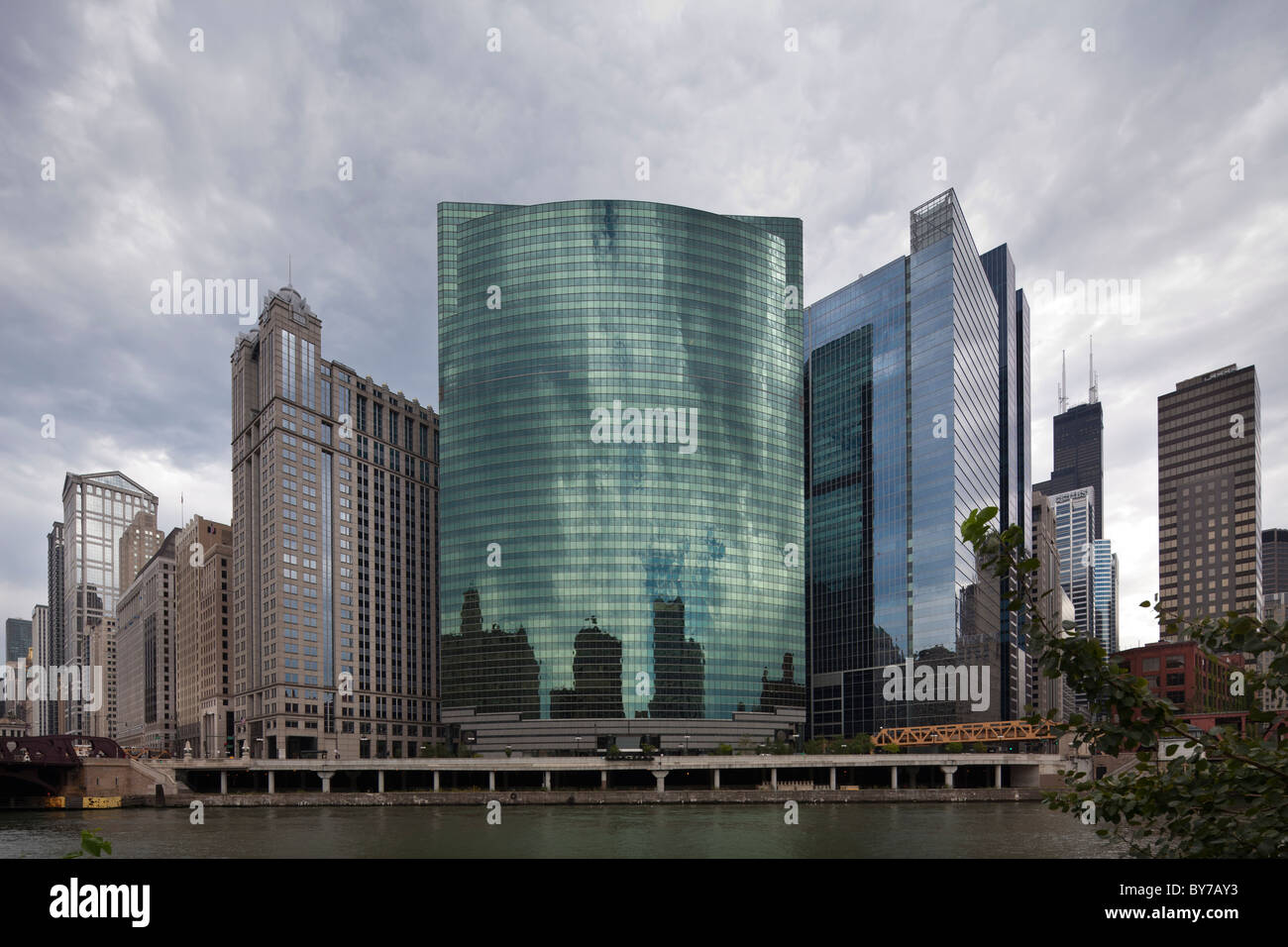 Edificio per uffici a 333 West Wacker Drive, Chicago, Illinois, Stati Uniti d'America Foto Stock