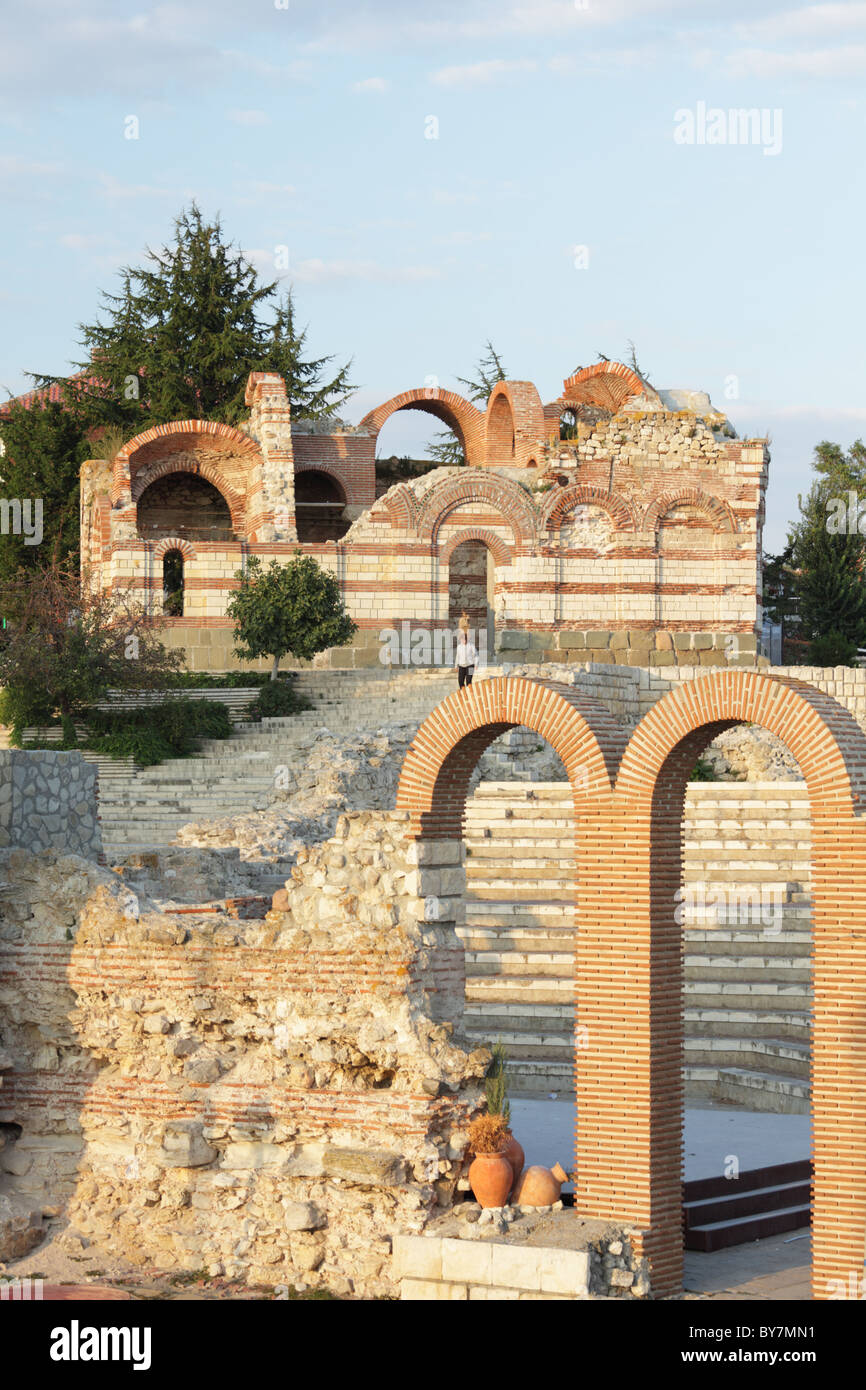 Rovine ricostruite in Nessebar, Bulgaria Foto Stock