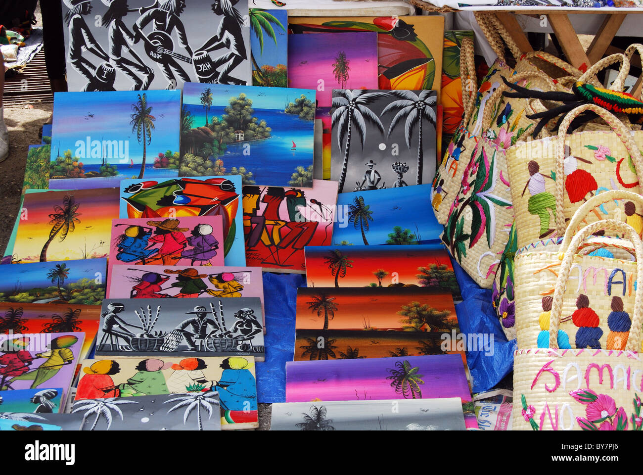Quadri artistici in vendita in banchina, Montego Bay, Giamaica, dei Caraibi. Foto Stock