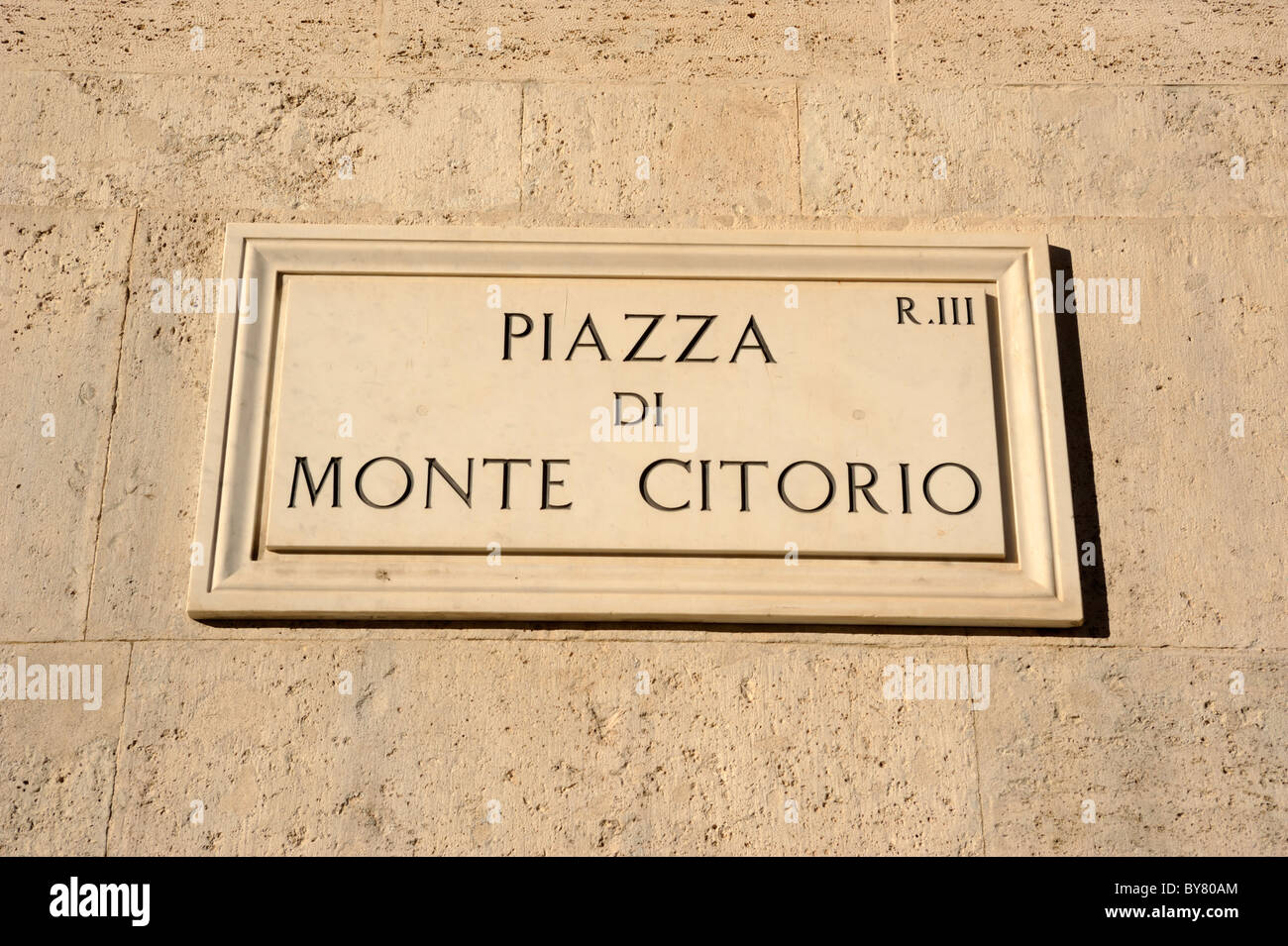 Italia, Roma, Piazza di Monte Citorio, cartello stradale Foto Stock