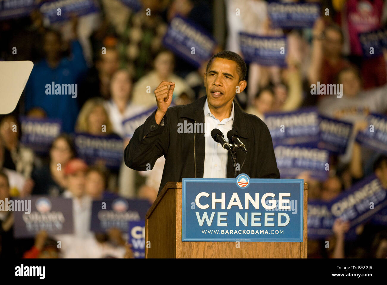 Il Presidente Obama in un Rally presso l Università di Cincinnati a Cincinnati in Ohio due giorni prima del 2008 elezioni presidenziali. Foto Stock