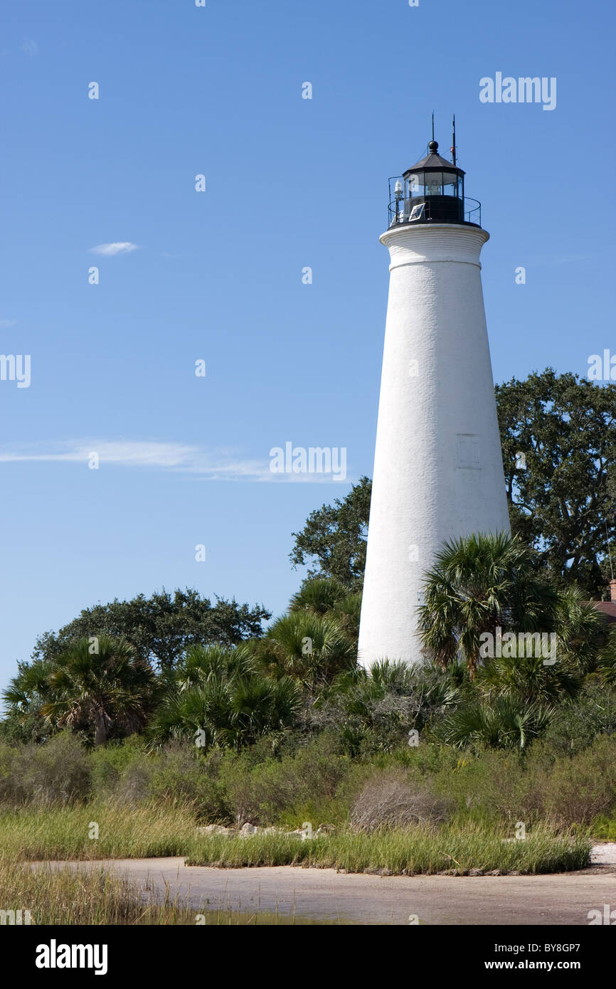 Faro sulla baia Apalachee segnando l'ingresso al San Marco, sul fiume Florida. Foto Stock Faro sulla baia Apalachee segnando l'ingresso al San Marco, sul fiume Florida. Foto Stock