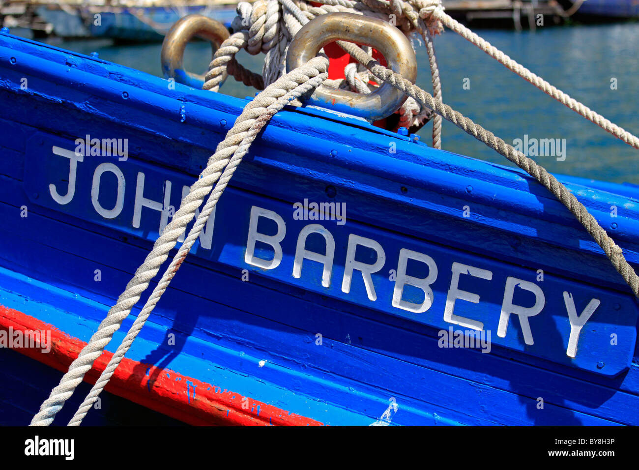 Corde sulla barca in Hout Bay Harbor. Foto Stock