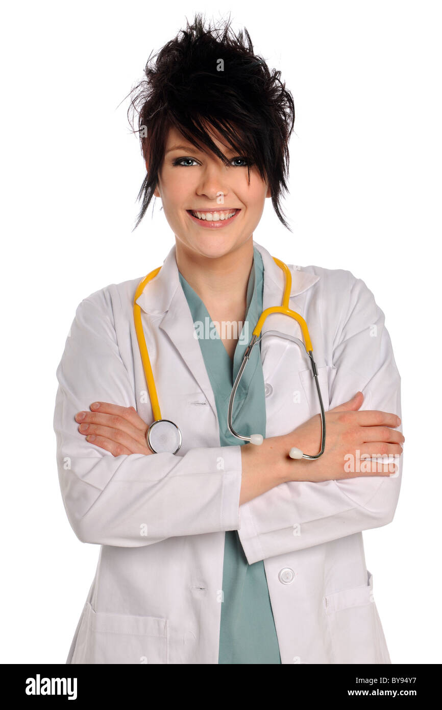 Bella medico o infermiere sorridente con le braccia incrociate isolate su sfondo bianco Foto Stock