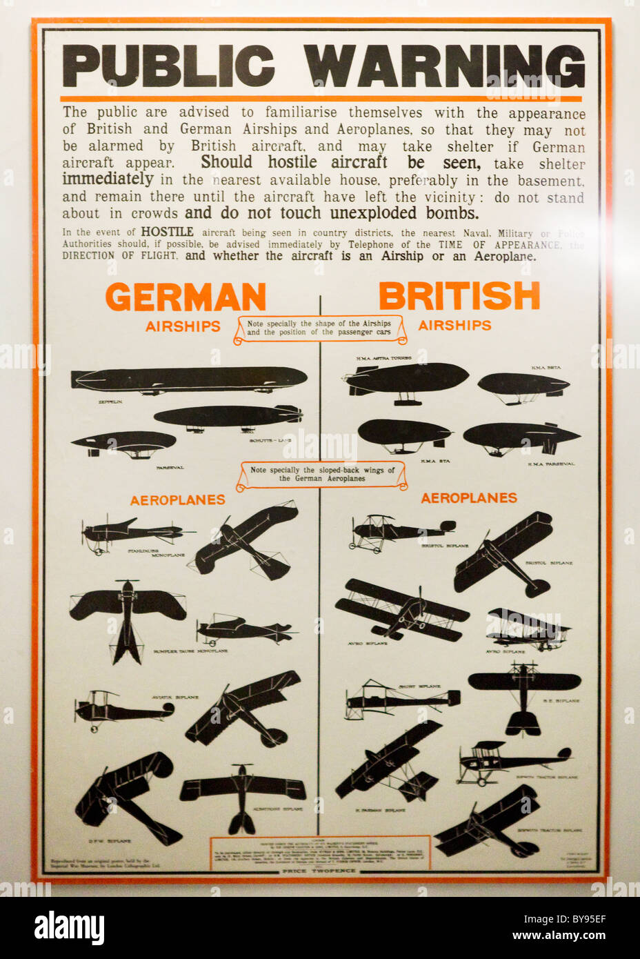 La prima guerra mondiale era avviso pubblico poster di britannici e tedeschi e dirigibili Foto Stock