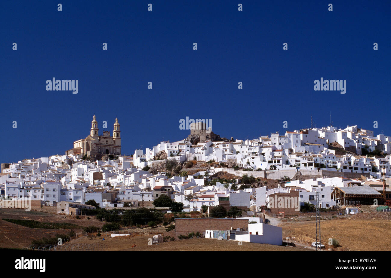 Olvera, uno dei villaggi bianchi, Andalusia, Spagna Foto Stock