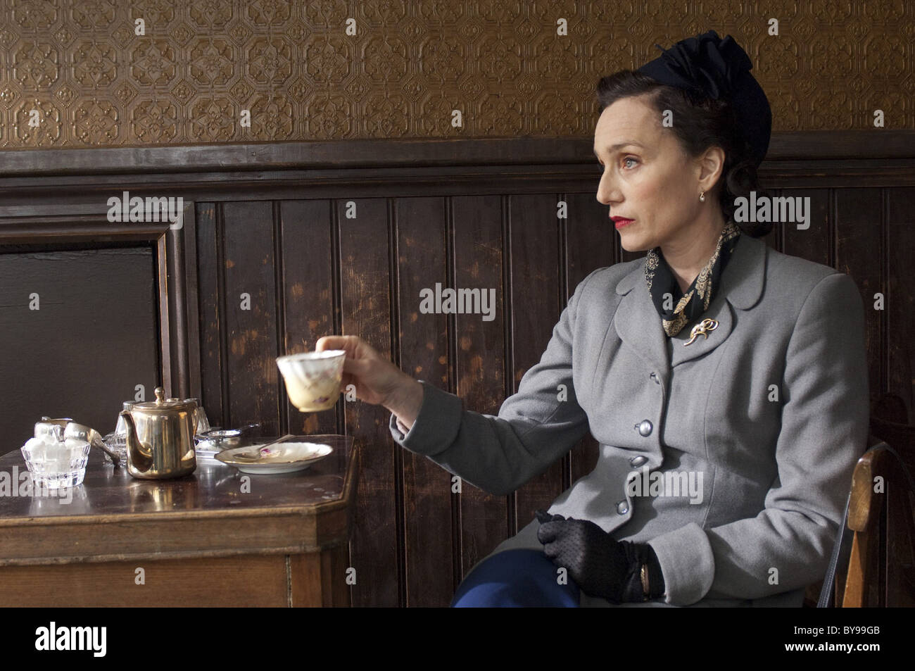 Nowhere Boy Anno : 2009 UK / Canada Direttore : Sam Taylor-Wood Kristin Scott Thomas Foto Stock