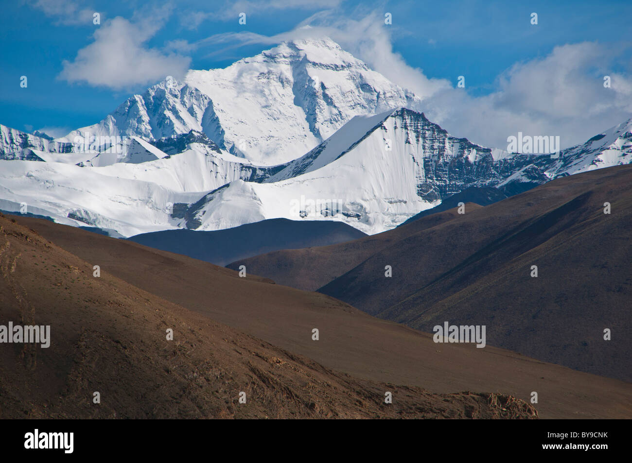Il monte Everest, la montagna più alta del mondo, il Tibet, l'Asia centrale Foto Stock