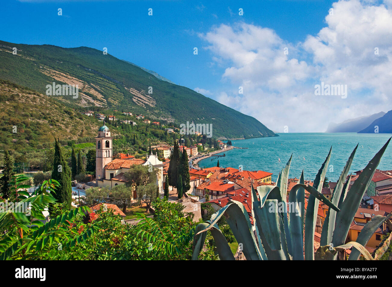 A Torbole sul lago di Garda, provincia di Trento, Trentino, Italia, Europa Foto Stock