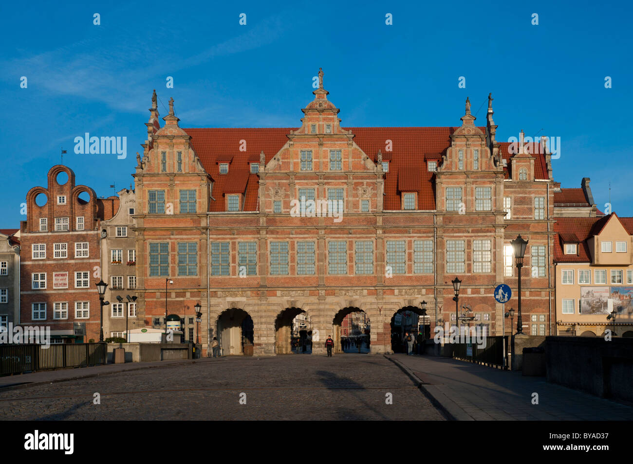 Cancello verde, G&#322;ówne Miasto distretto, Gdansk, Pomerania, Polonia, Europa Foto Stock