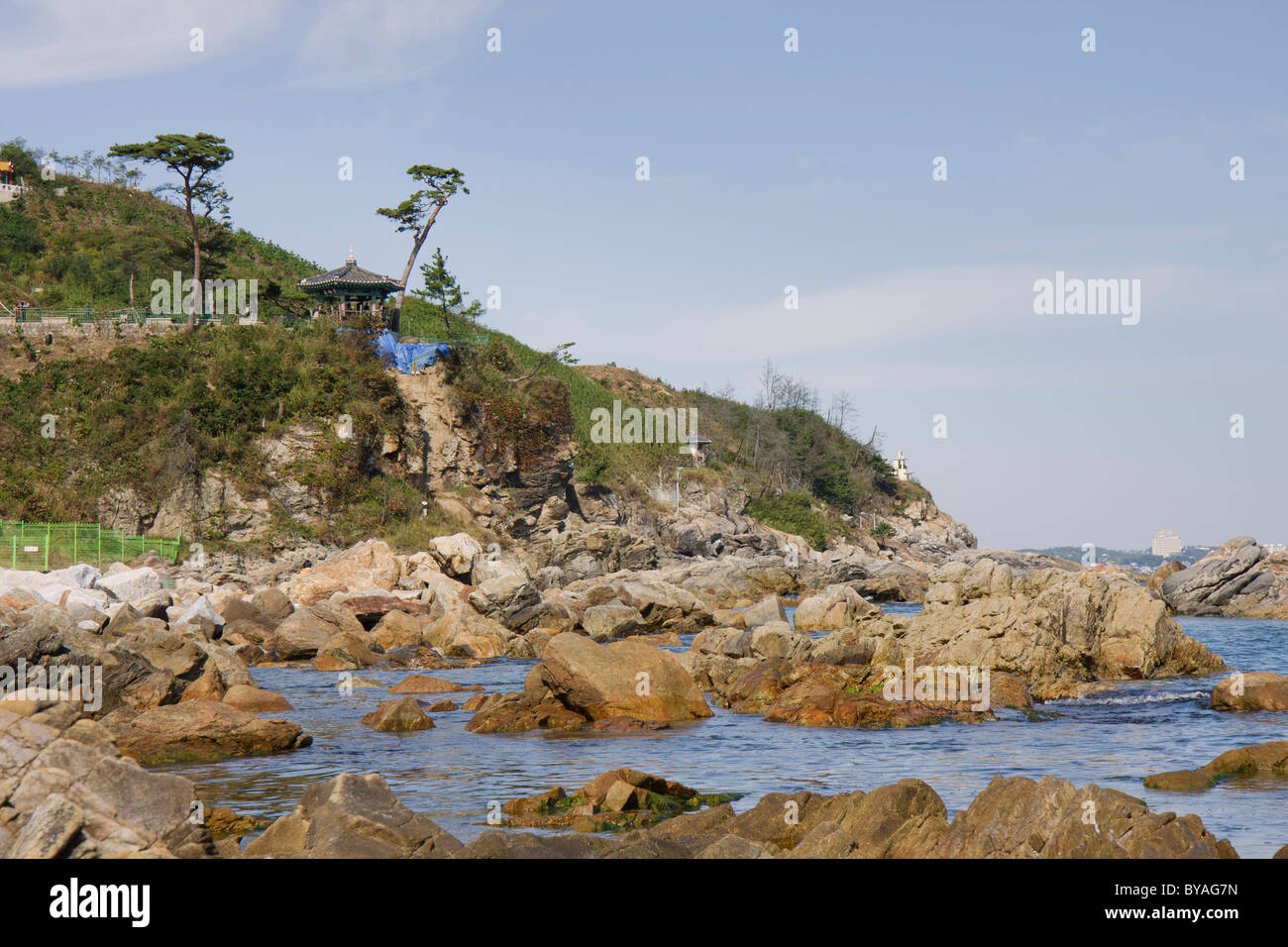 Uisangdae Pavilion di Naksansa Gangwondo Corea del Sud Foto Stock