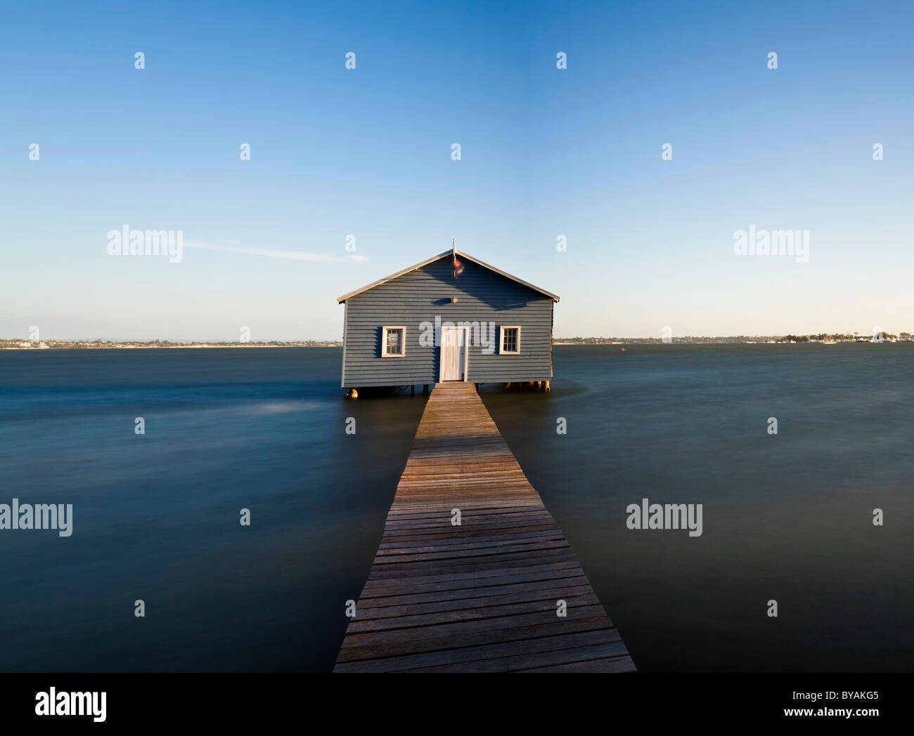 Il Fiume Swan, Boat House e molo di Perth, WA, Australia occidentale, Australia Foto Stock