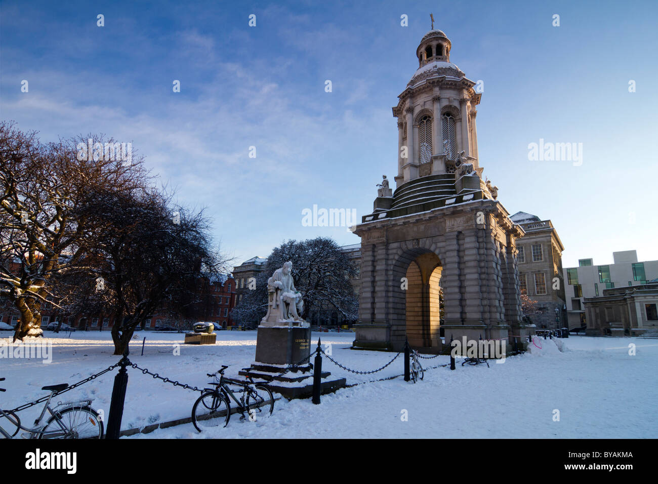 Storico Trinity College di Dublino. Tutti i marchi registrati e i volti sono stati clonati. Foto Stock
