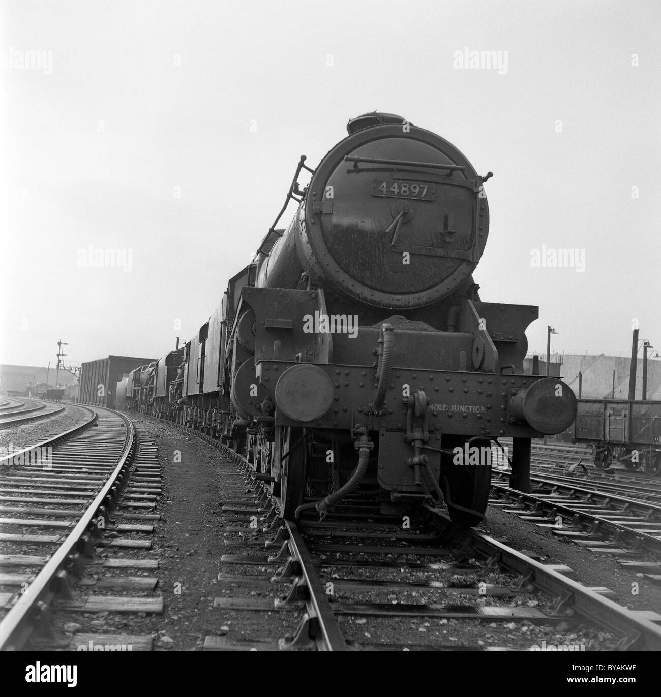 Black Five Stanier Locomotiva a Shrewsbury Inghilterra UK 1967 Gran Bretagna 1960 IMMAGINE DI DAVID BAGNALL Foto Stock