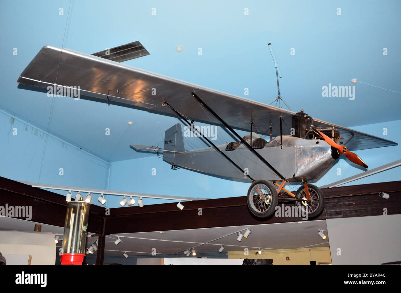 Un vecchio stile aereo ad elica. Museo delle Rockies, Bozeman, Montana, USA. Foto Stock