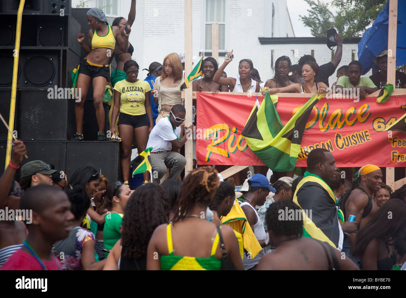 Lanciata da un grande stile caraibico parade, il DC Caribbean Carnival è tenuto annualmente in Washington, DC. Foto Stock