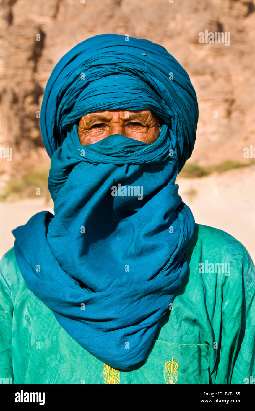 Ritratto di un uomo Tuareg, Essendilene, Algeria, Africa Foto Stock