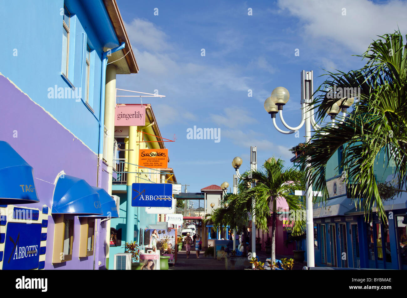 Antigua Heritage Quay shopping duty free area vicino cruise dock Foto Stock